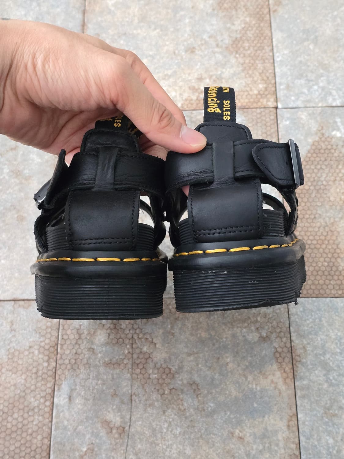 (220)닥터마틴 테리 블랙 샌들  상품이미지7