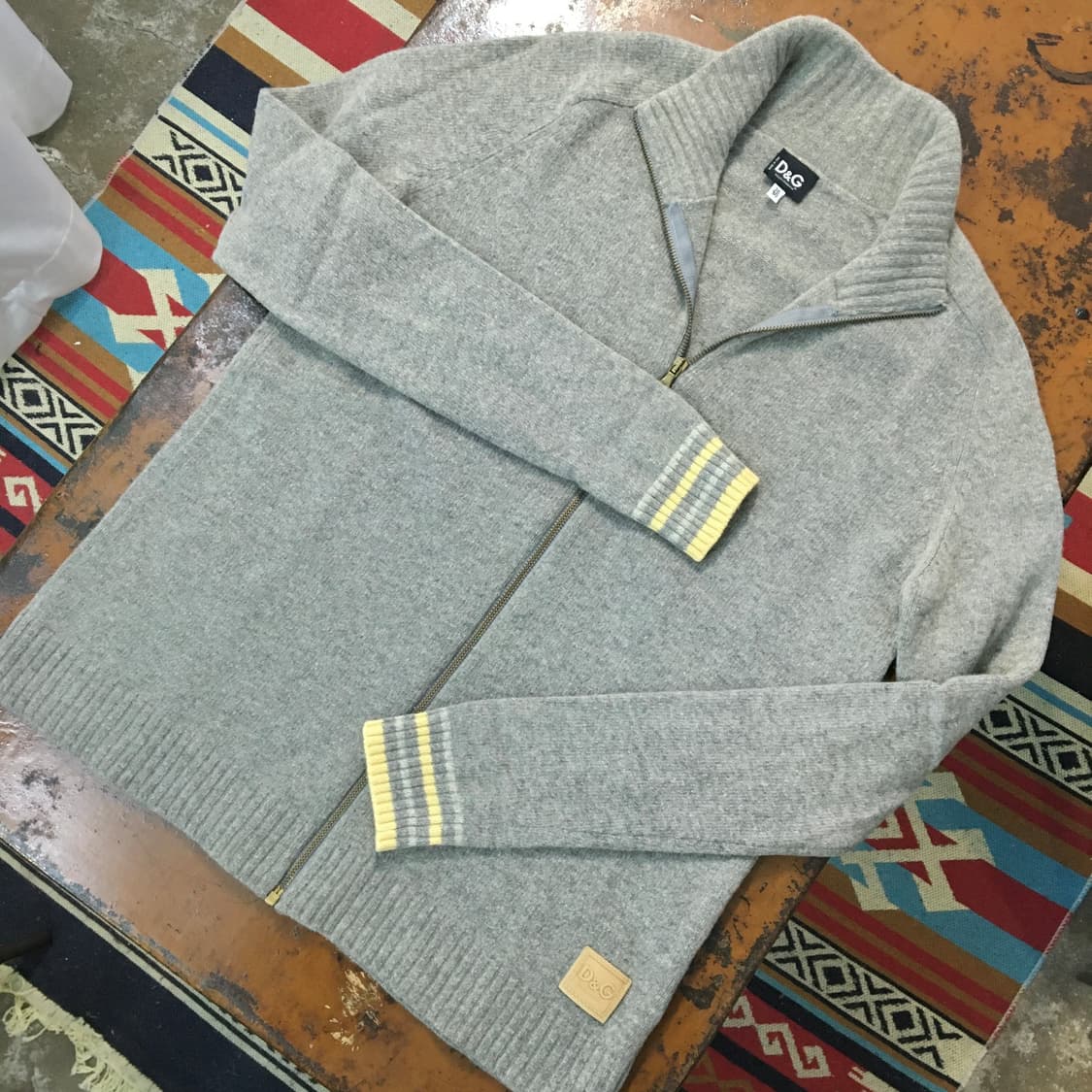 돌체앤가바나 그레이 버진 울 니트 집업 남성 102 여성 프리사이즈 상품이미지2