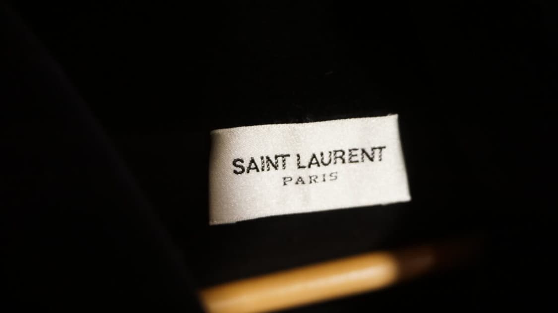 [차은우님 착용] 생로랑 22fw 컬렉션 벨벳 터틀넥 상품이미지6