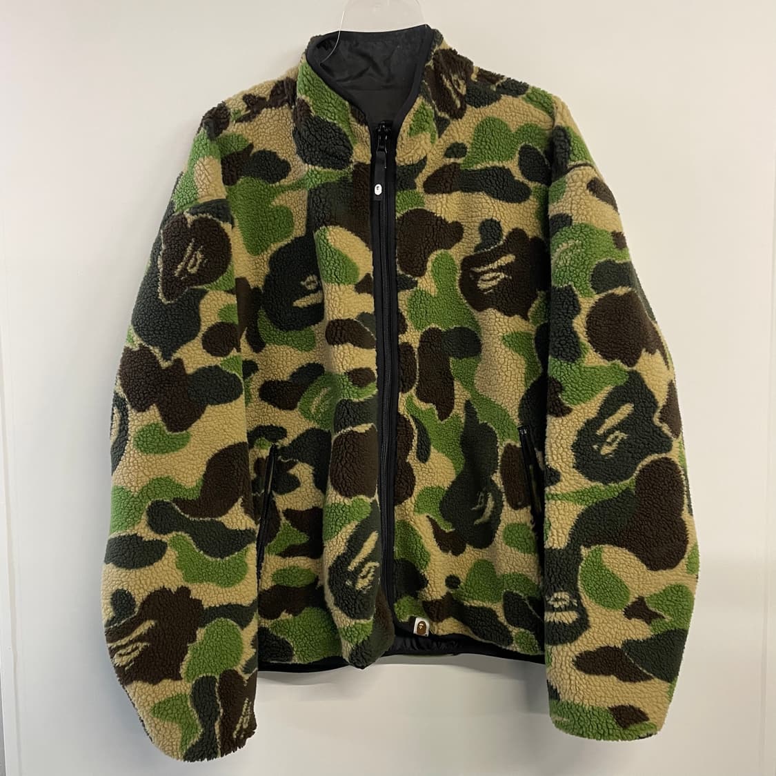 베이프 리버시블 카모 플라쥬 플리스 자켓 상품이미지1