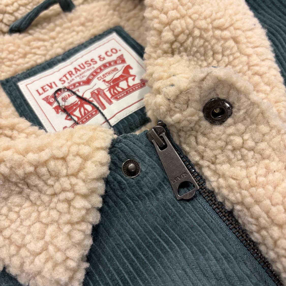 [XL] 리바이스 타입 3 코듀로이 쉐르파 트러커 자켓 그린 B979 상품이미지5