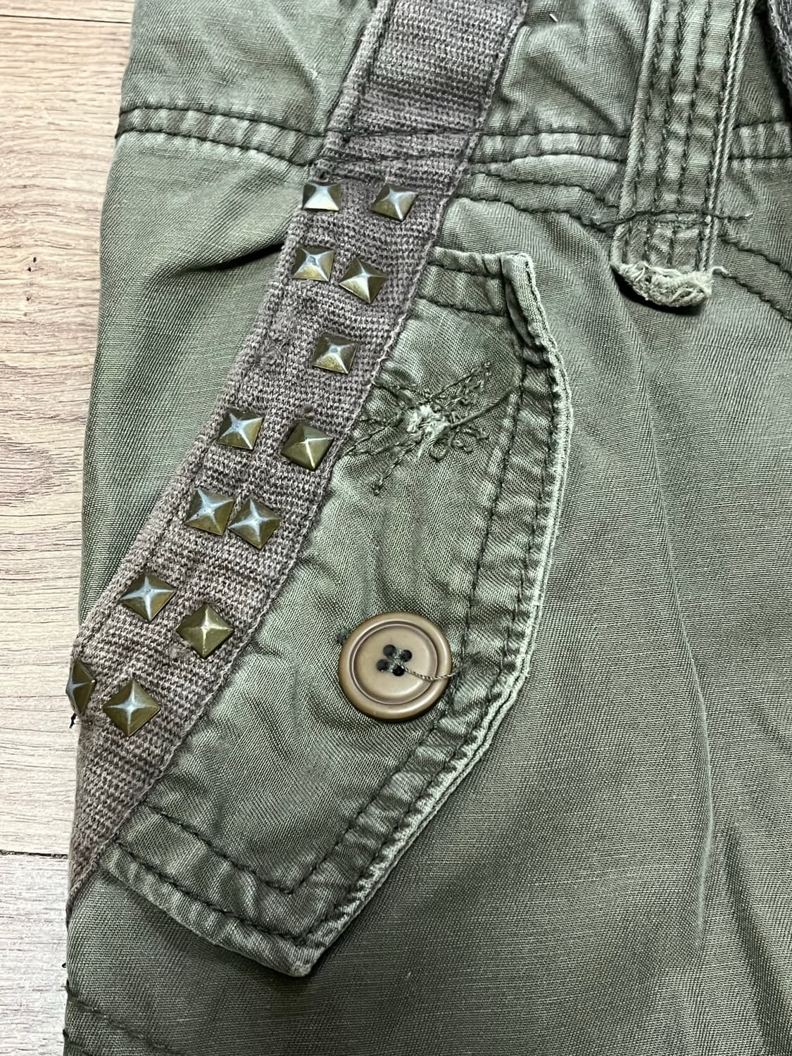 스터드 카고 팬츠 상품이미지3