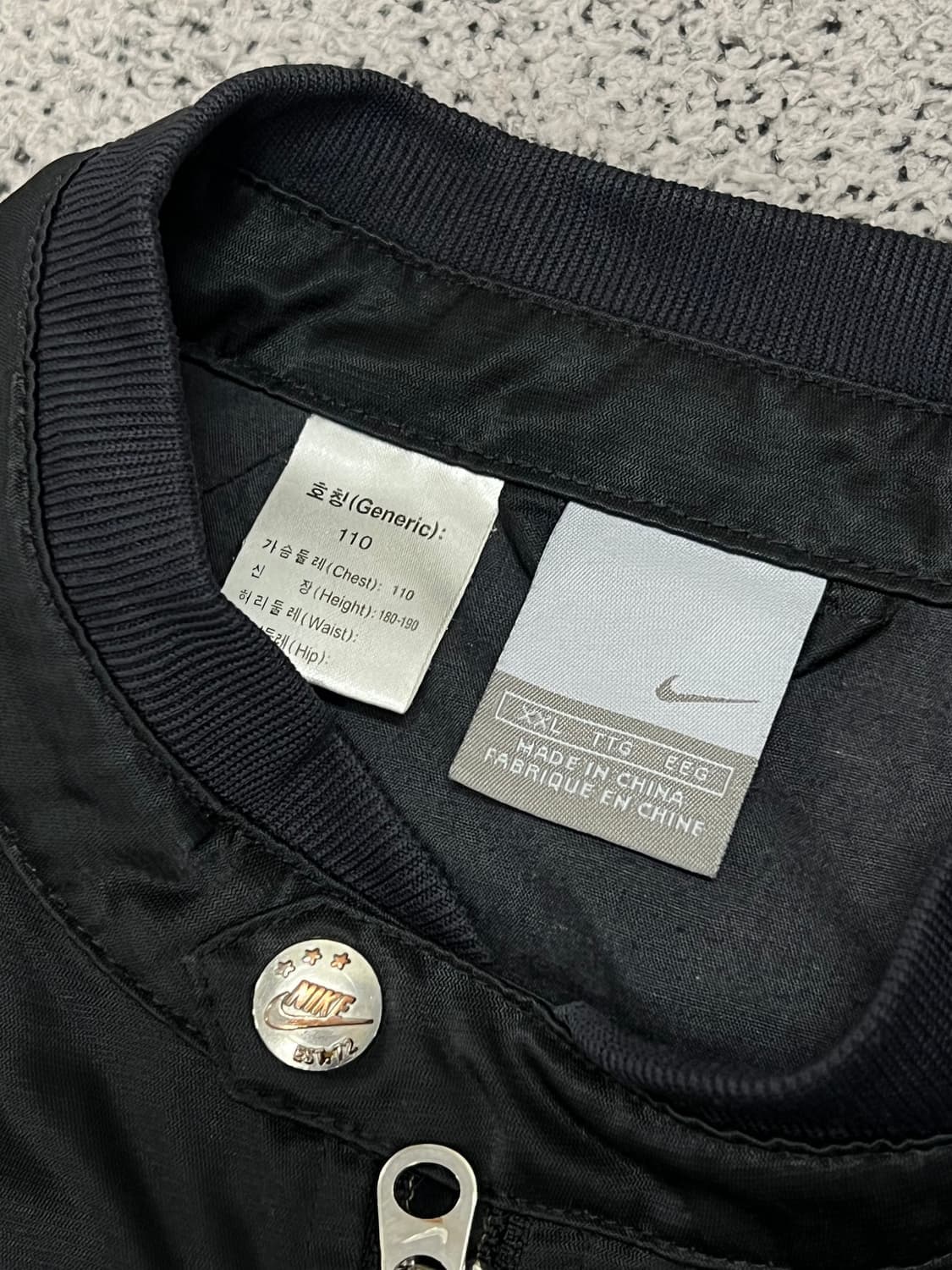 (110) 나이키 04s 올드스쿨 뱃지 로고 나일론 레이싱 자켓 상품이미지4