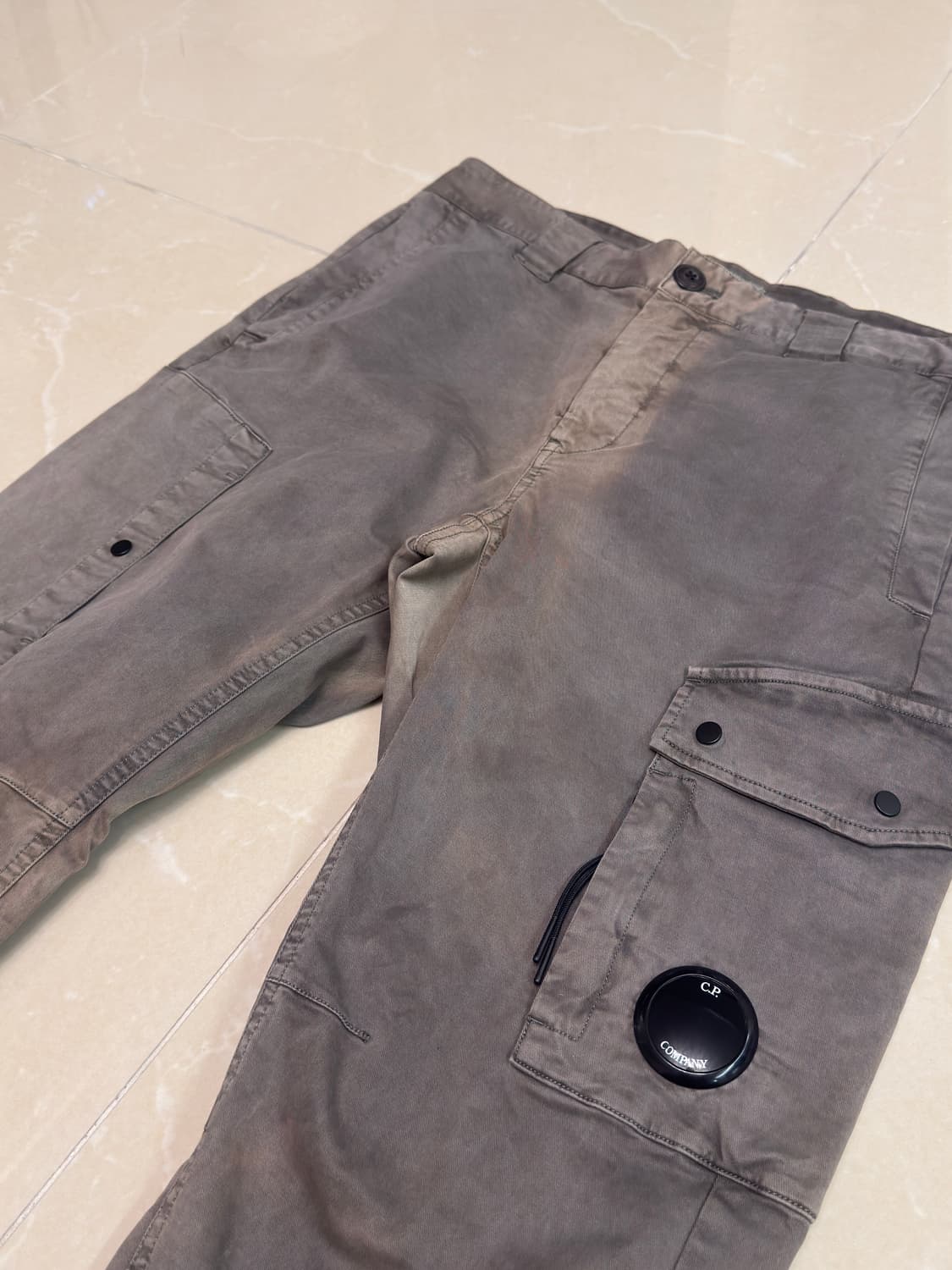 CP Company 카키 렌즈 카고 팬츠 46 상품이미지2