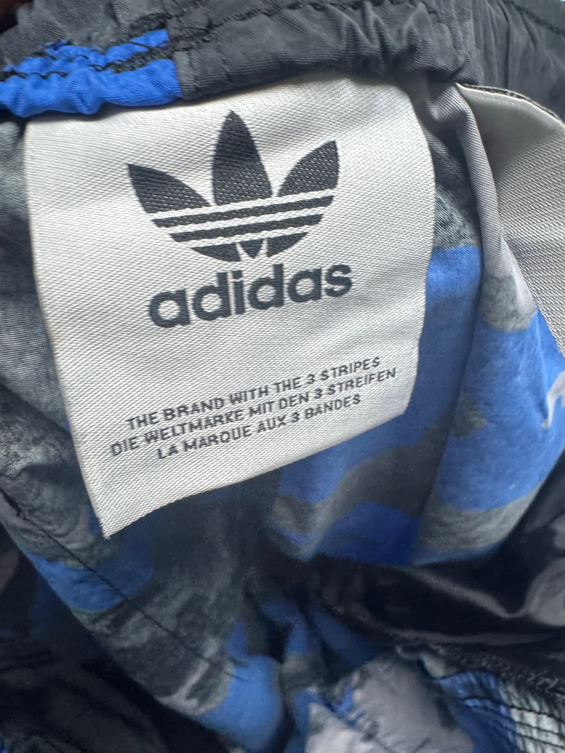 아디다스 카모 파라슈트 팬츠 상품이미지4