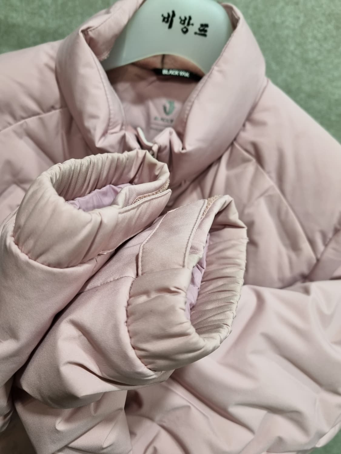 여성 100 블랙야크 오리털 경량 패딩 상품이미지3