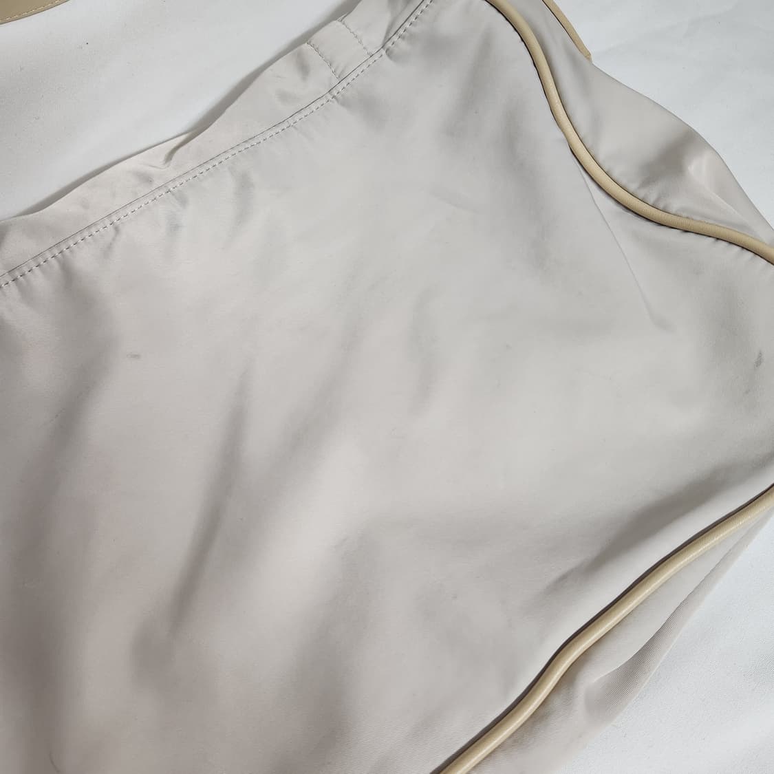 J420 마땡킴 버클 나일론 숄더백
 상품이미지5