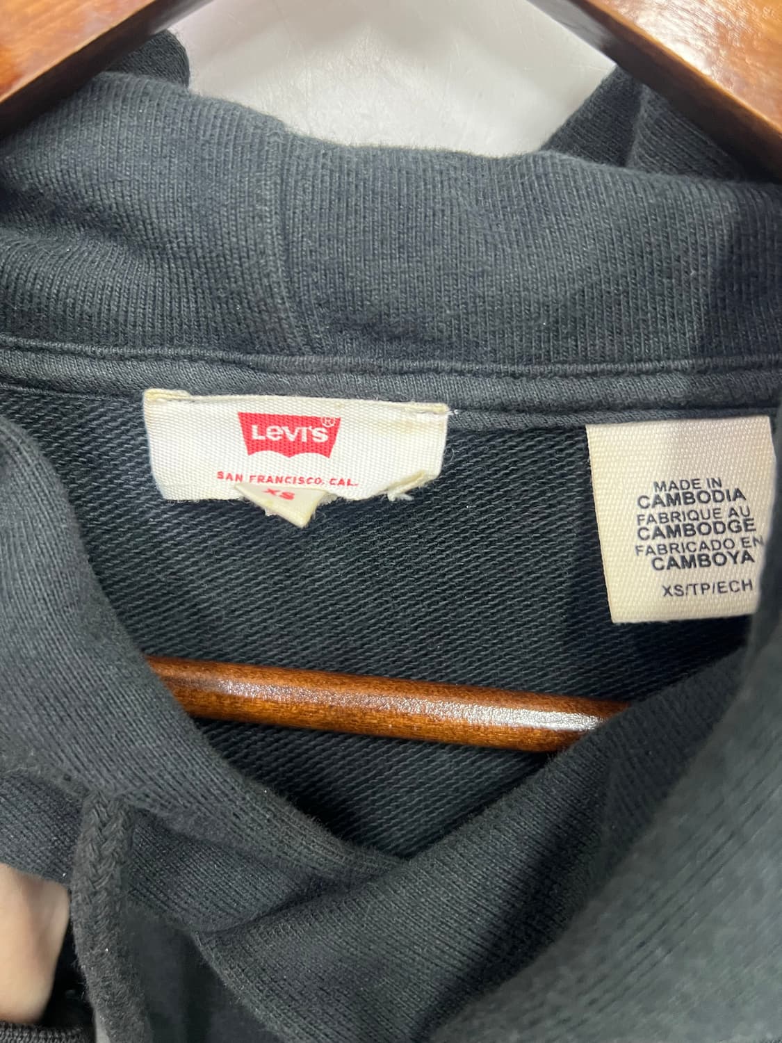 리바이스 블랙 맨투맨  상품이미지2