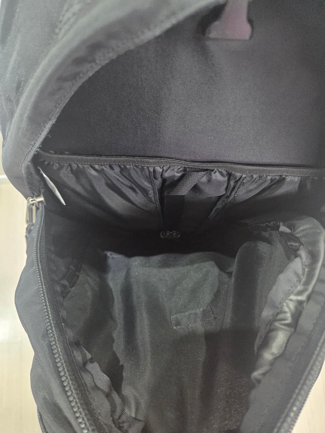 노스페이스 핫샷 블랙 백팩 상품이미지5