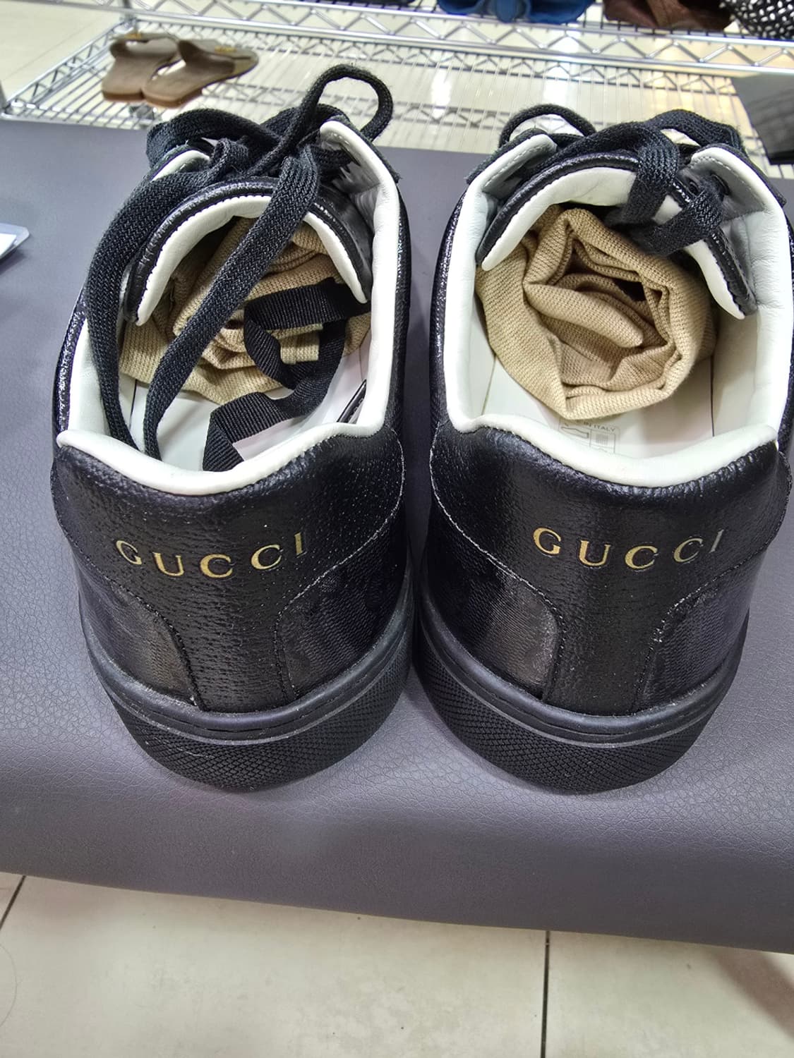[정품] 구찌 블랙 GG 에이스 유광 스니커즈 760775 상품이미지5