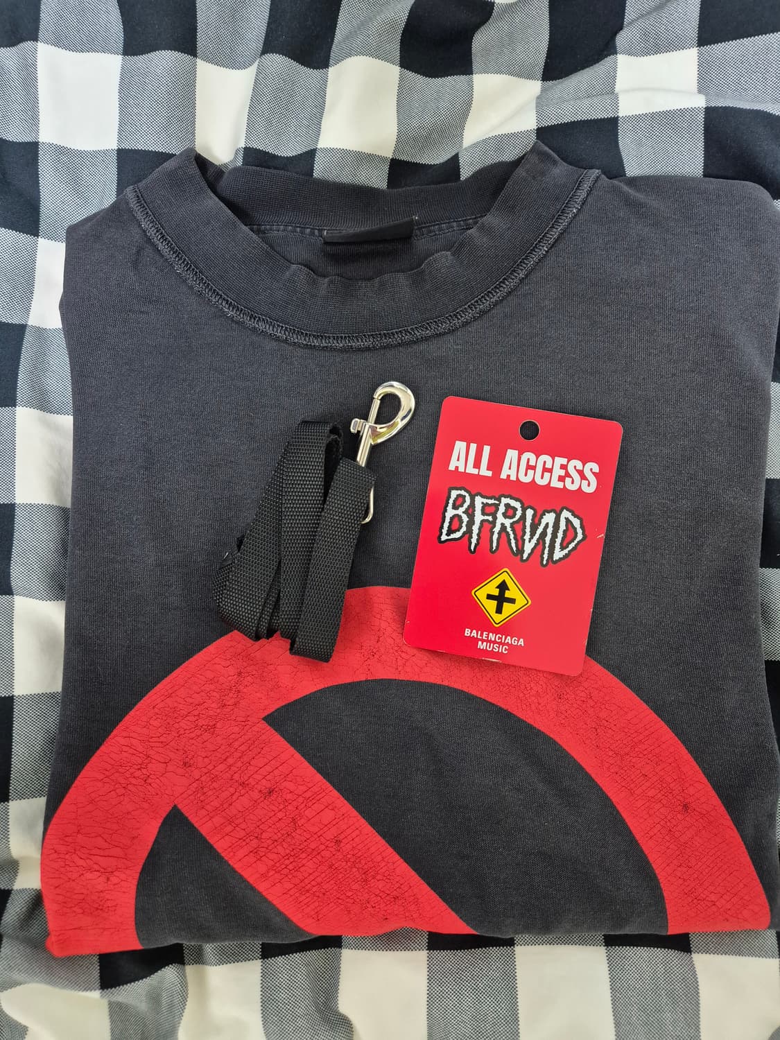 [4] 발렌시아가 뮤직 x BFRND 시리즈

인사이드 아웃 티셔츠 상품이미지3