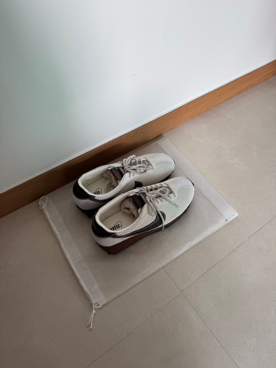 나이키 소프트펄 상품이미지1