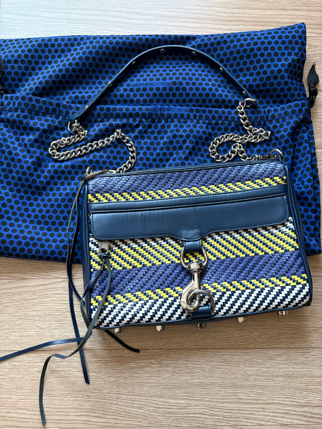 레베카밍코프 위빙 가죽 MAC 크로스백  상품이미지1