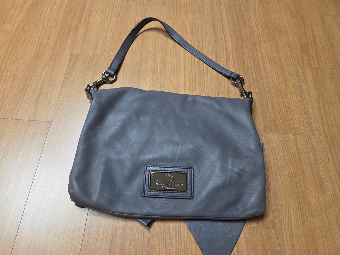 발렌티노 가죽 숄더백 상품이미지2