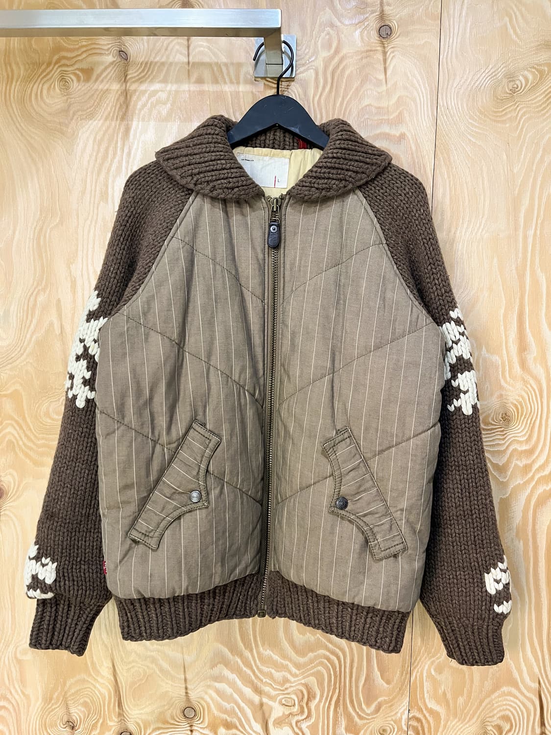 리바이스 레드 루프 패디드 코위찬 상품이미지1