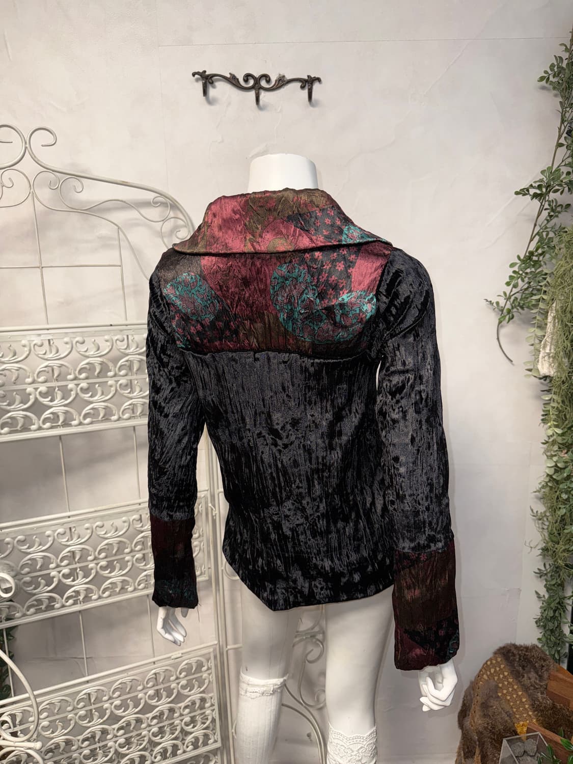 Black oriental detail velvet pleats bl 상품이미지7