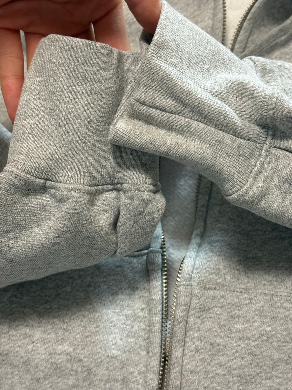 슈프림 스몰 박스 집업 후드 스웨트셔츠 헤더 그레이 - 25FW 상품이미지2