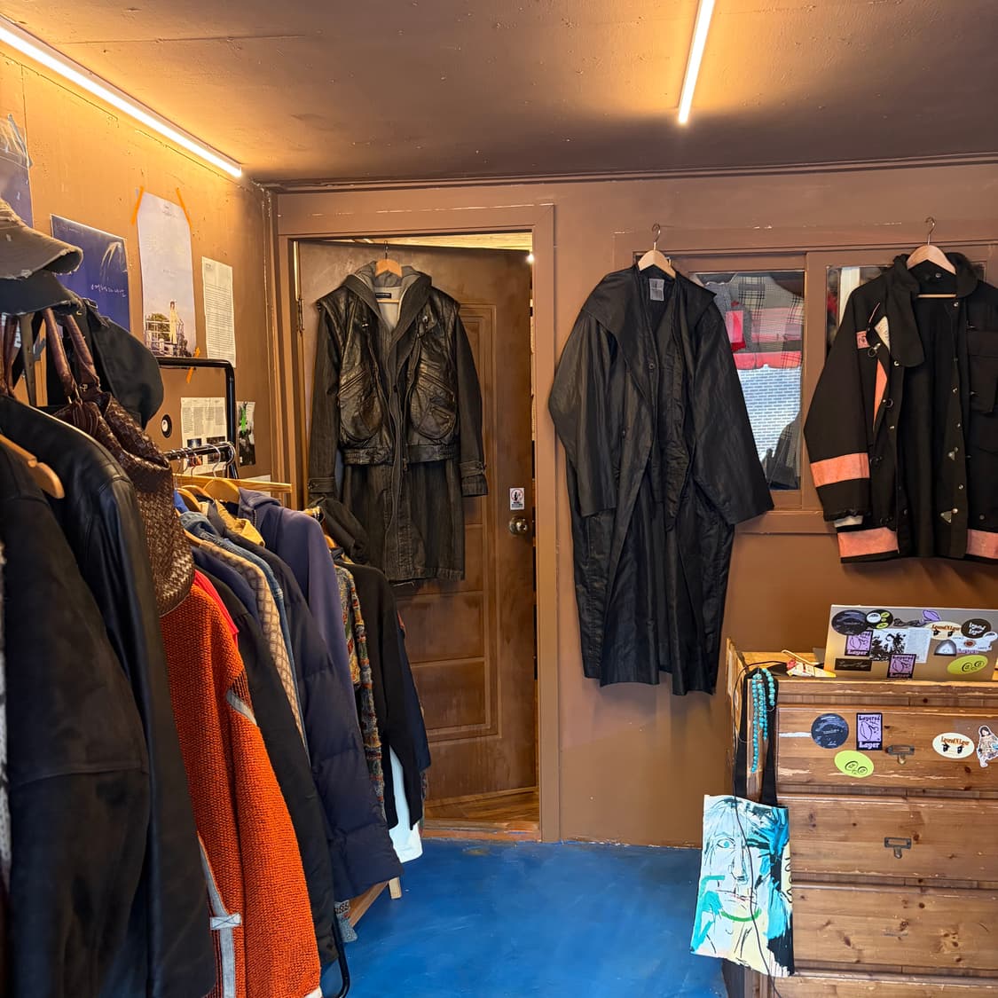 (공지) 3/4 매장 휴무 안내 상품이미지1