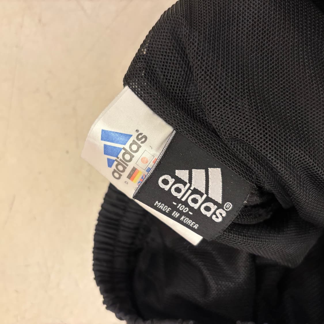 아디다스 백삼선 올드스쿨 트랙 팬츠 상품이미지4