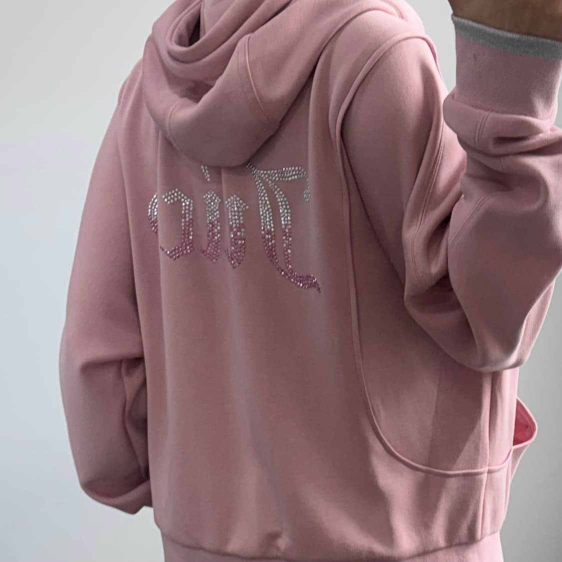 Juicy couture 쥬씨꾸뛰르 큐빅로고 핑크 후드집업   상품이미지2