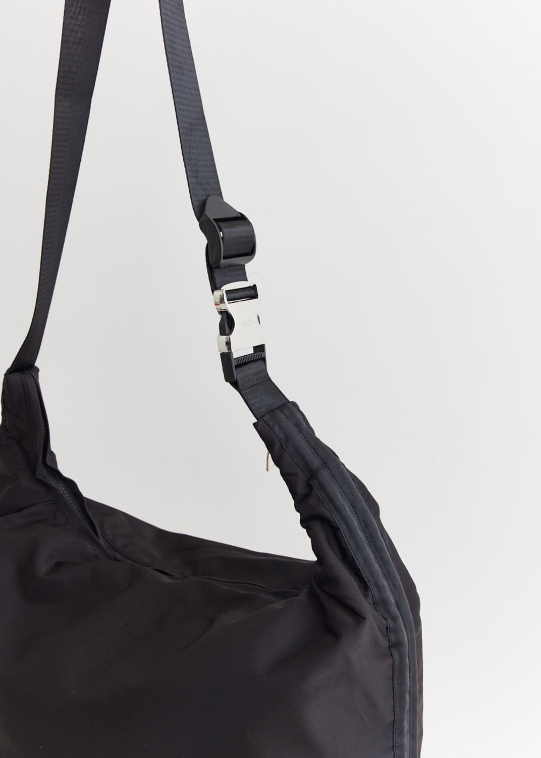 ARCS hey sling bag 고윤정 백 상품이미지2