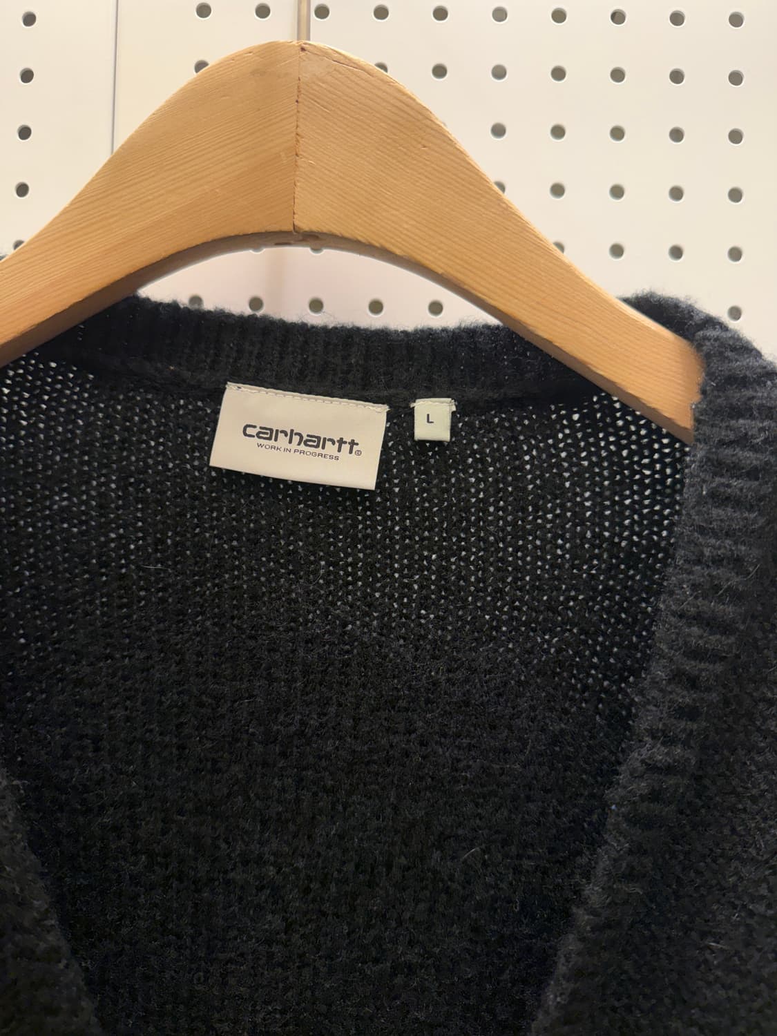 칼하트 로고 자수 브이넥 니트 가디건 U477 상품이미지4