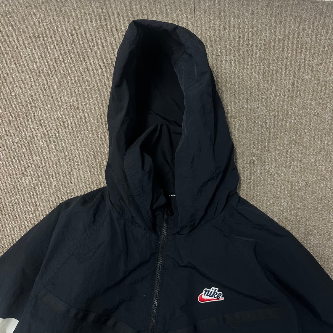  나이키 반집업 바람막이 상품이미지4
