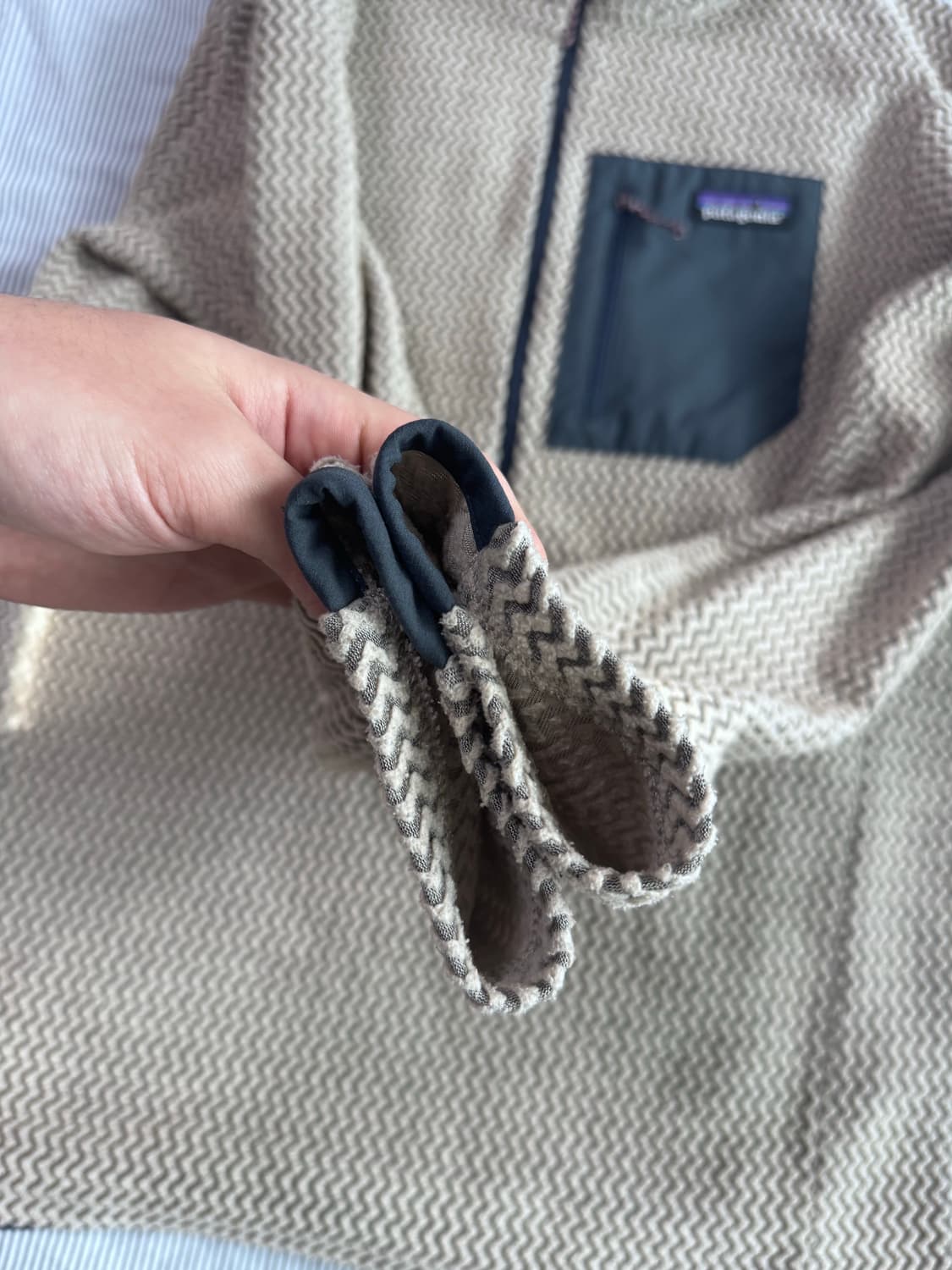 (SS급) 파타고니아 R1 에어 집 넥 오어 탄 M 상품이미지8