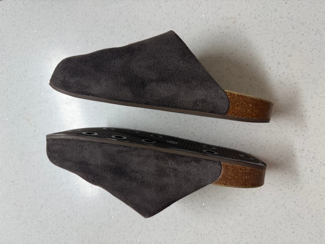 아디다스 아디뮬 슬라이드 다크 브라운 다크 브라운 검 상품이미지2