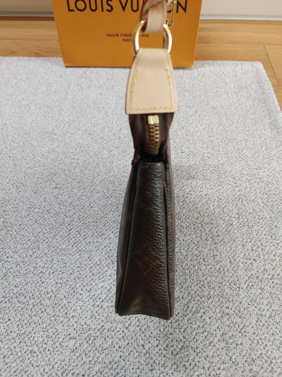 정품 루이비통 포쉐트 악세수아 포치 파우치백 숄더백 & 키링 상품이미지3