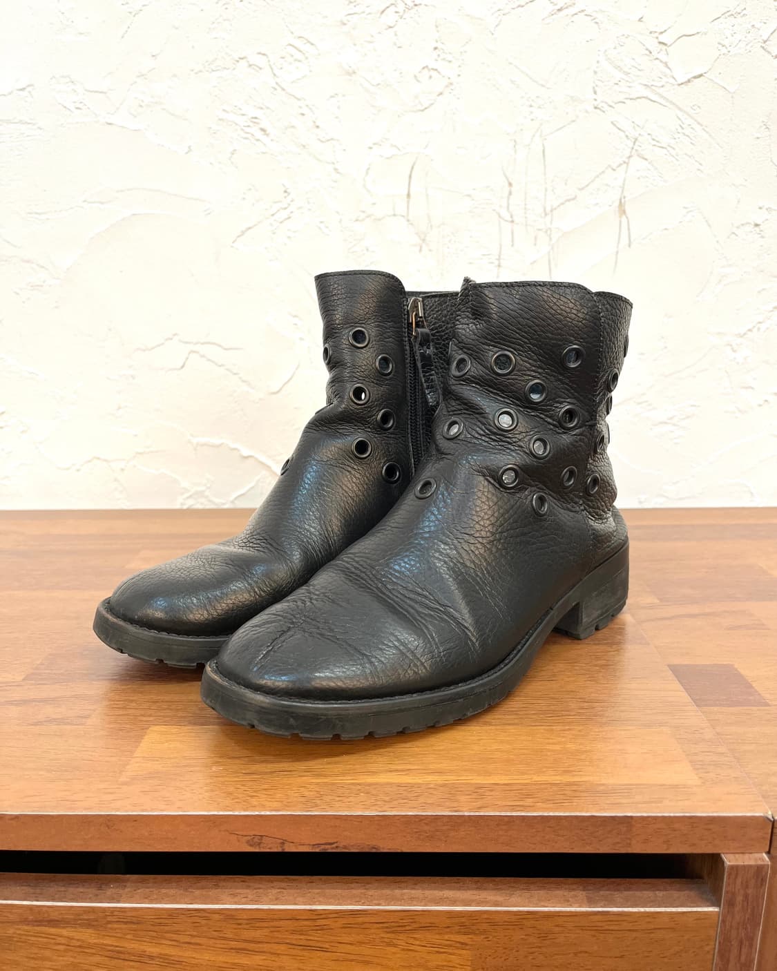 MM6 메종 마르지엘라 쇼트 부츠 상품이미지1