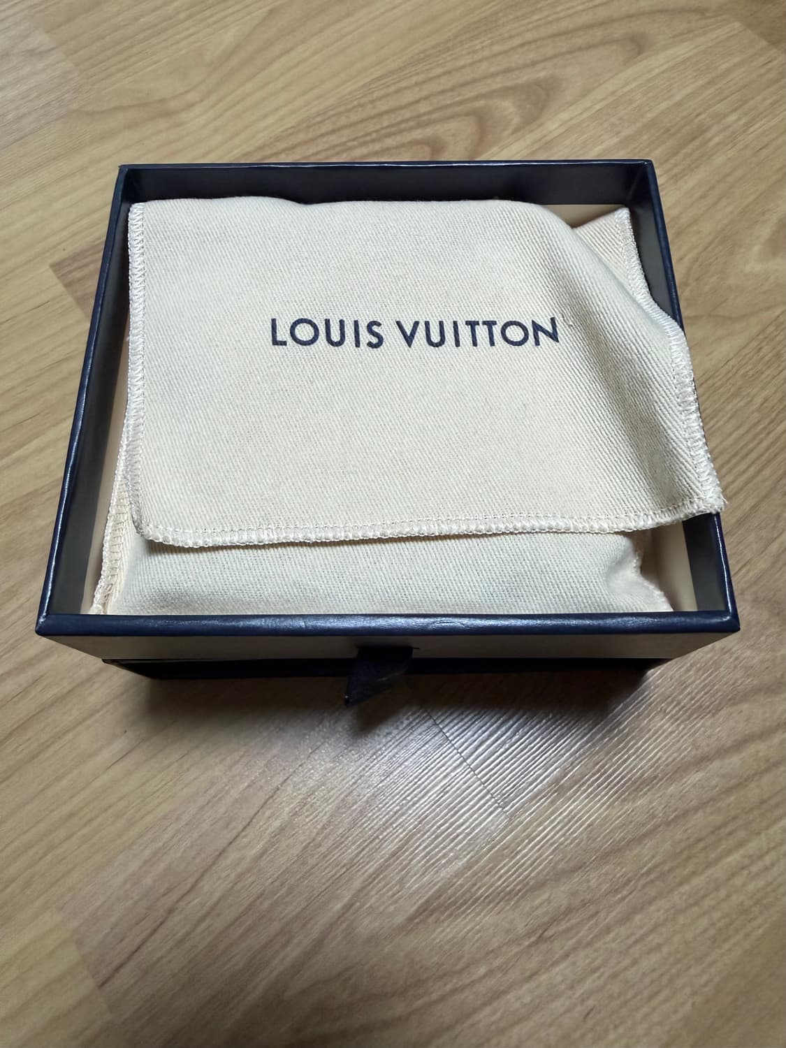 루이비통 반지갑 상품이미지2