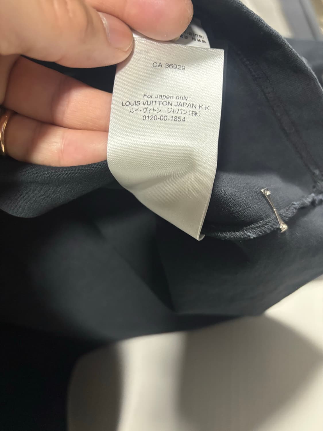 루이비통 스테이플 에디션 반팔 티셔츠 백화점판 상품이미지9