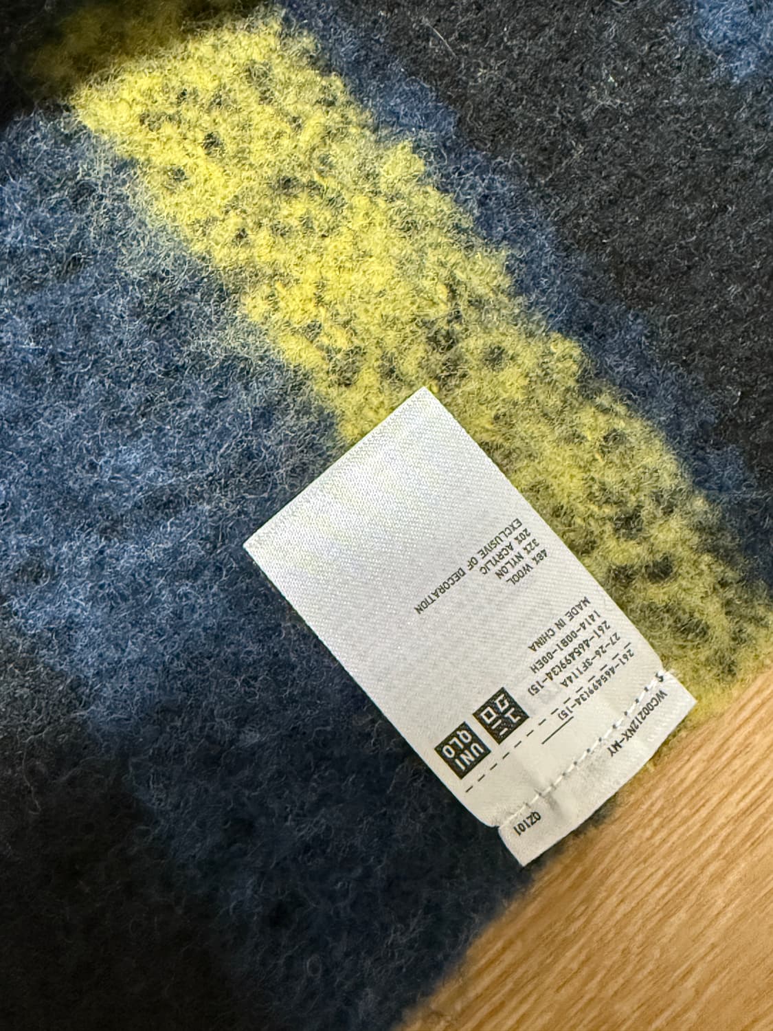 [OS] 유니클로 jw 앤더슨 콜라보 머플러 상품이미지2