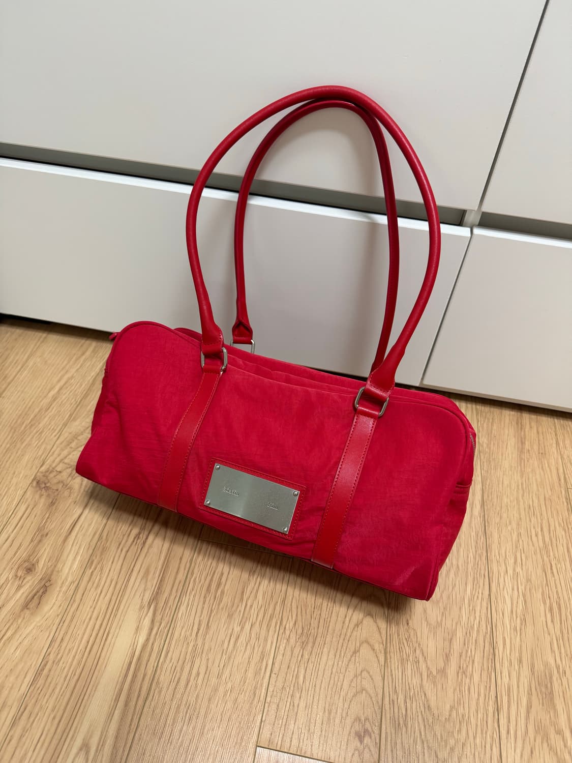 마뗑킴 나일론백 레드 상품이미지1