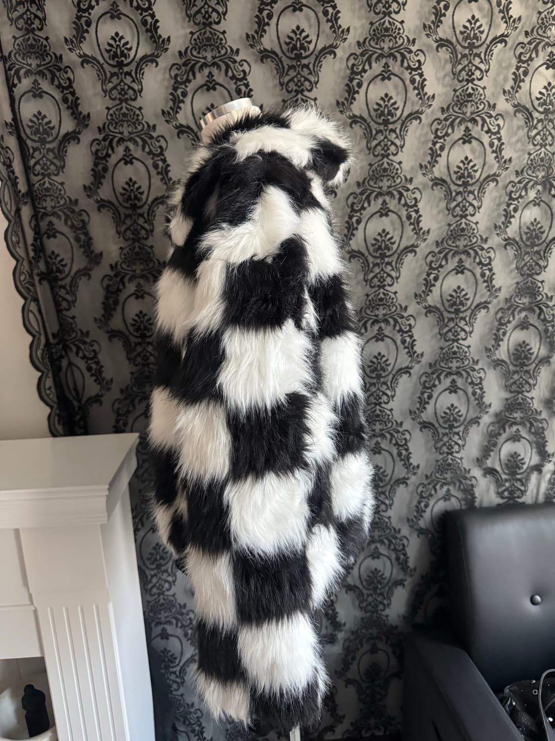 체커보드 페이크 퍼 집업 자켓 상품이미지2