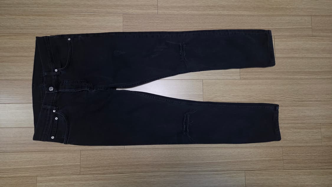 산드로 옴므 무릎 블랙진 상품이미지2