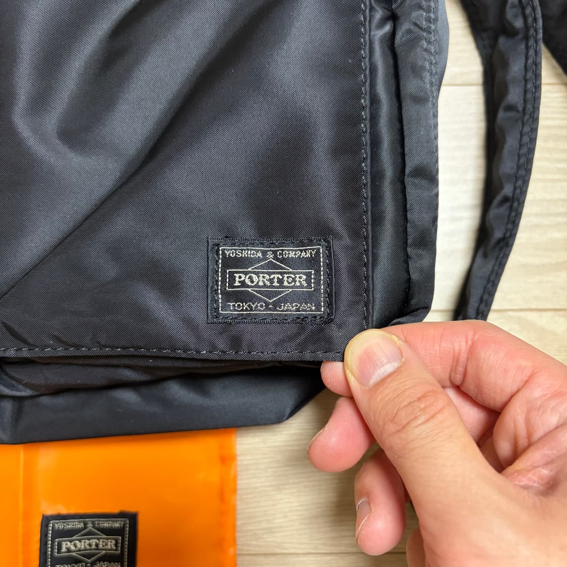 요시다포터 porter 탱커 숄더백 블랙 라지 L 신형 (미사용에가까움) 상품이미지3