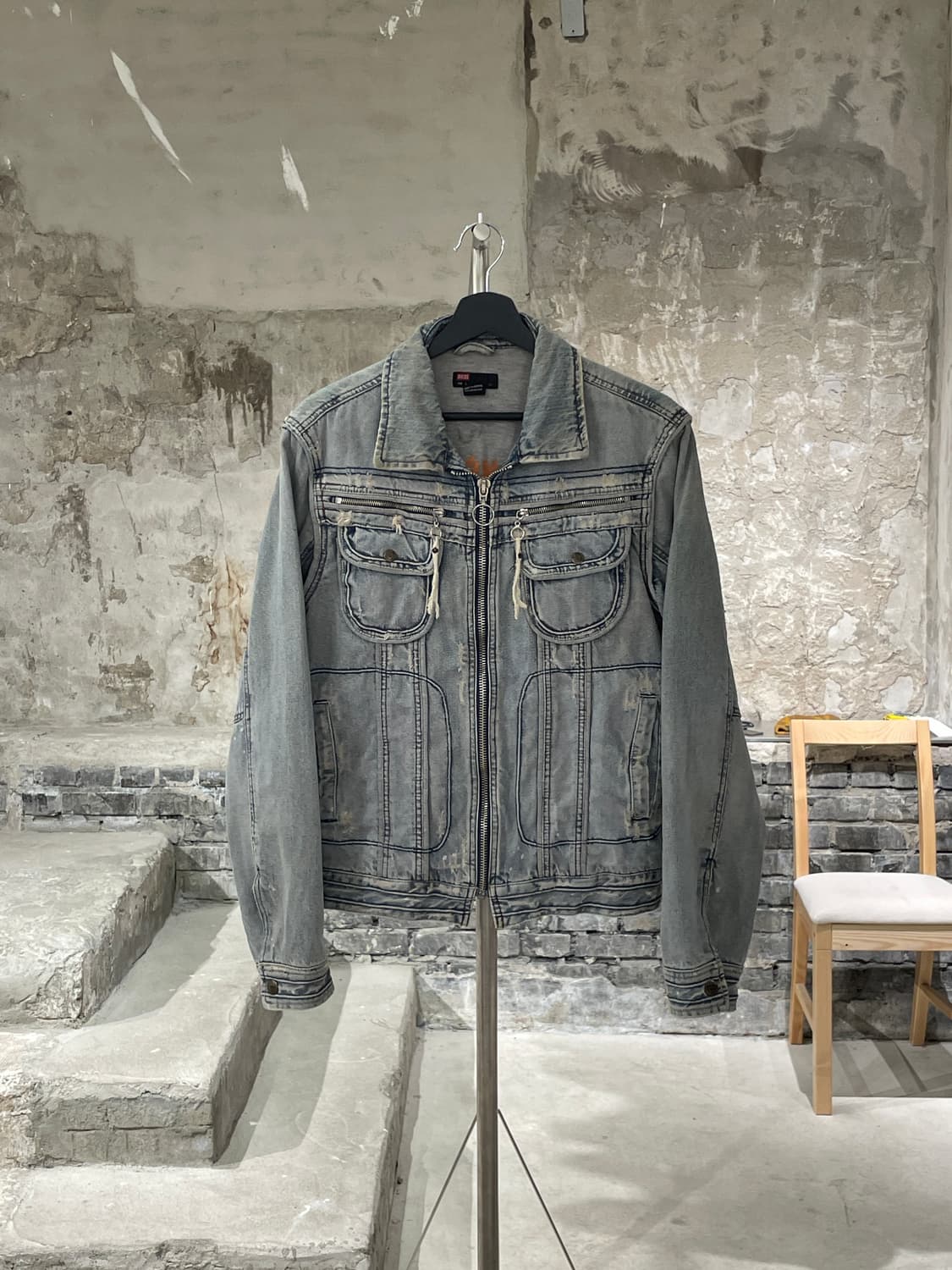디젤 연청 디스트로이드 워싱 바이커 데님 자켓 상품이미지1