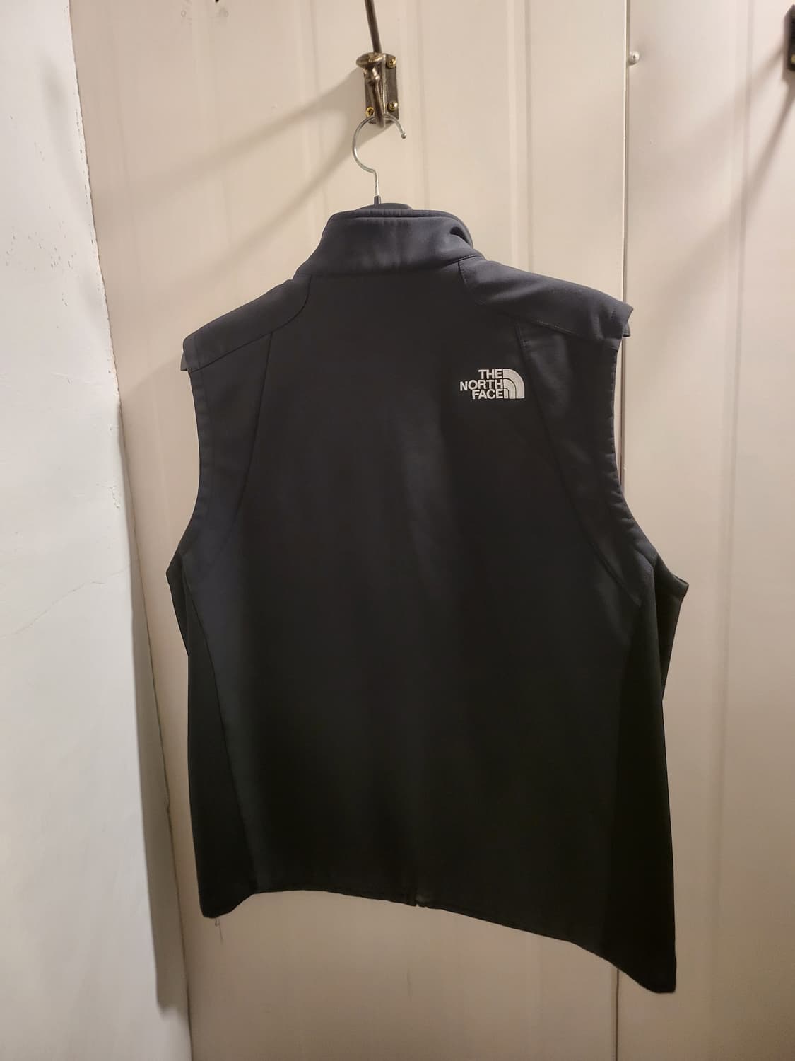 [100]노스페이스 남성 조끼 블랙 상품이미지3