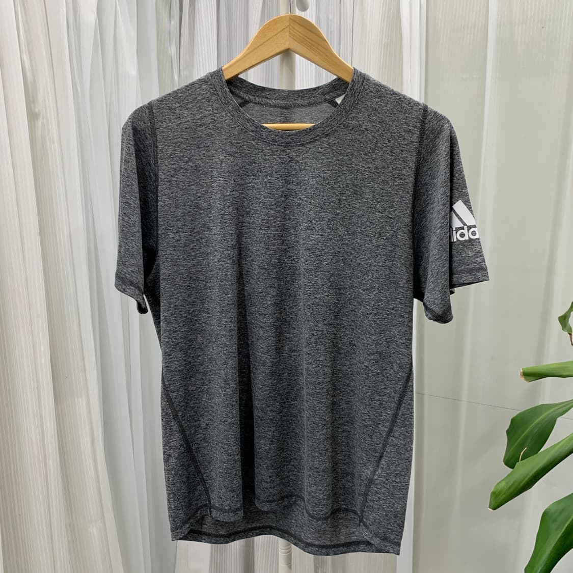 아디다스 ADIDAS 프리리프트 반팔 티셔츠 1555 상품이미지1