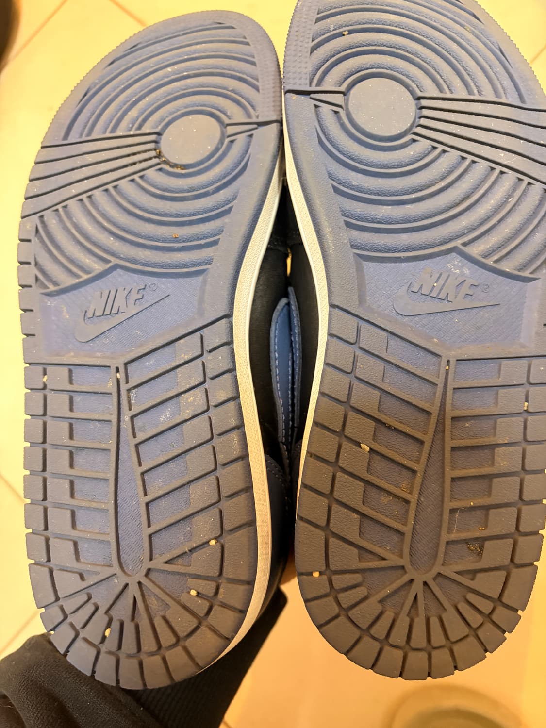 에어조던1 로우 255 상품이미지3