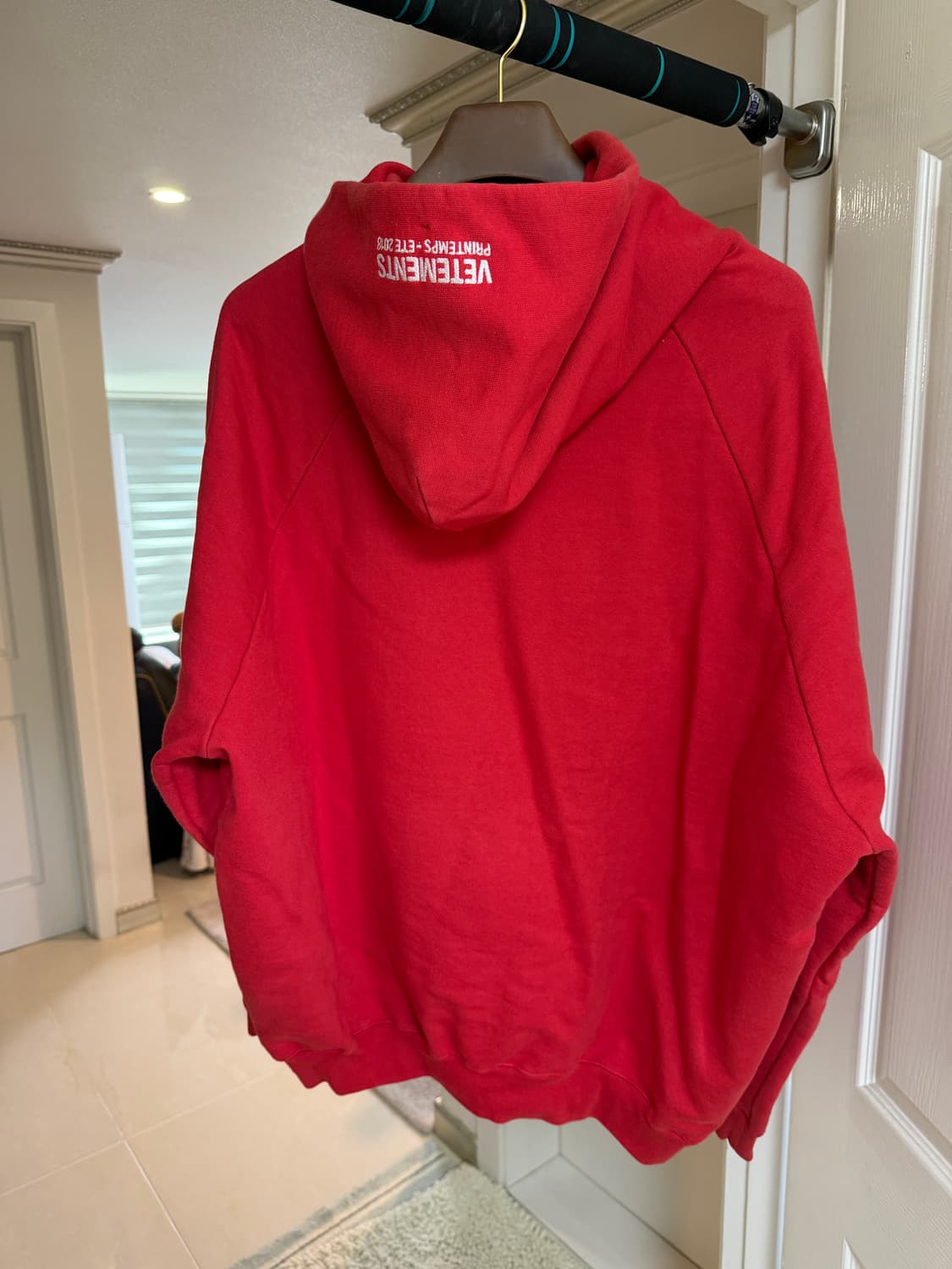 S 베트멍 x 타미힐피거 레드 후드티 상품이미지3