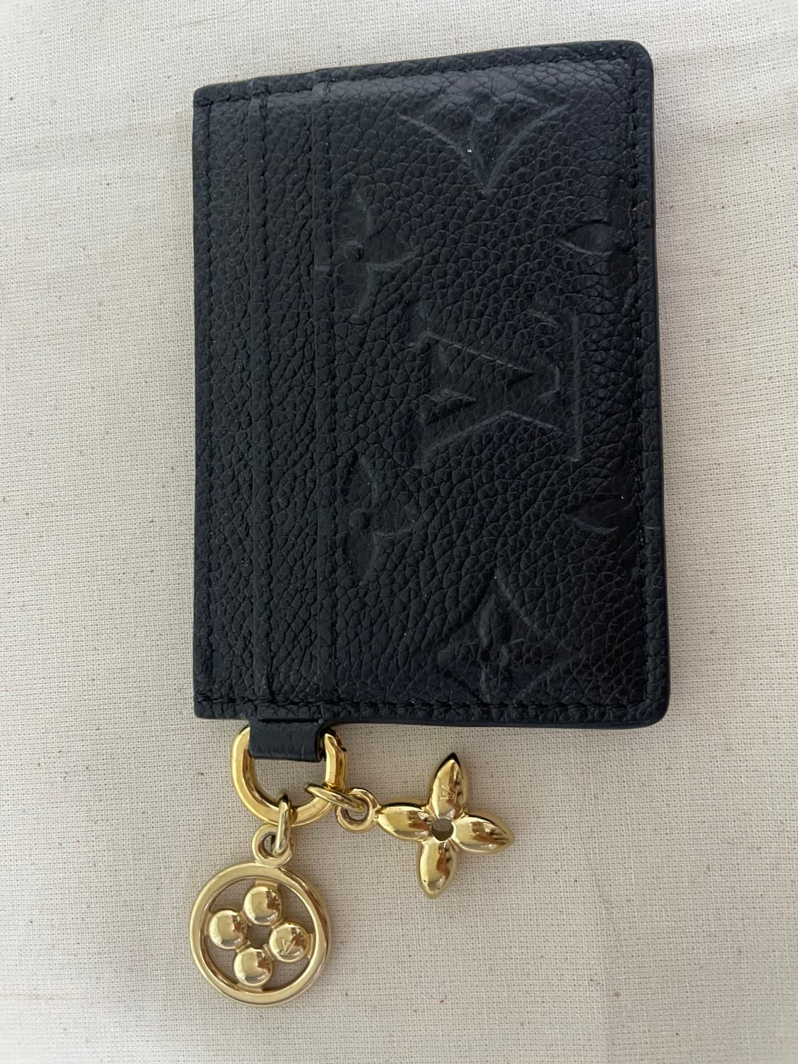 루이비통 LV 참 카드 지갑 블랙 카드홀더 상품이미지3