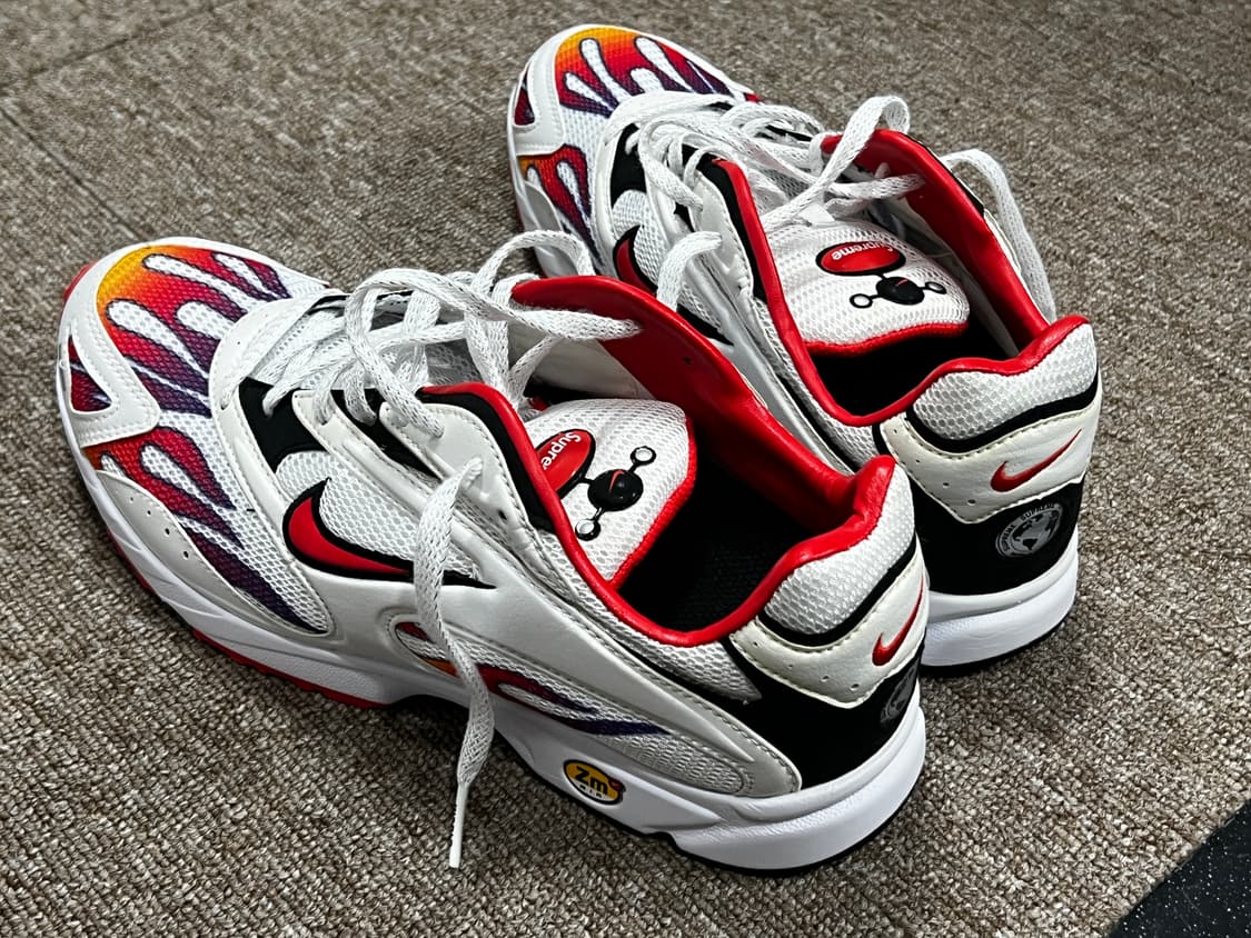 슈프림 나이키  줌 스펙트럼 상품이미지4