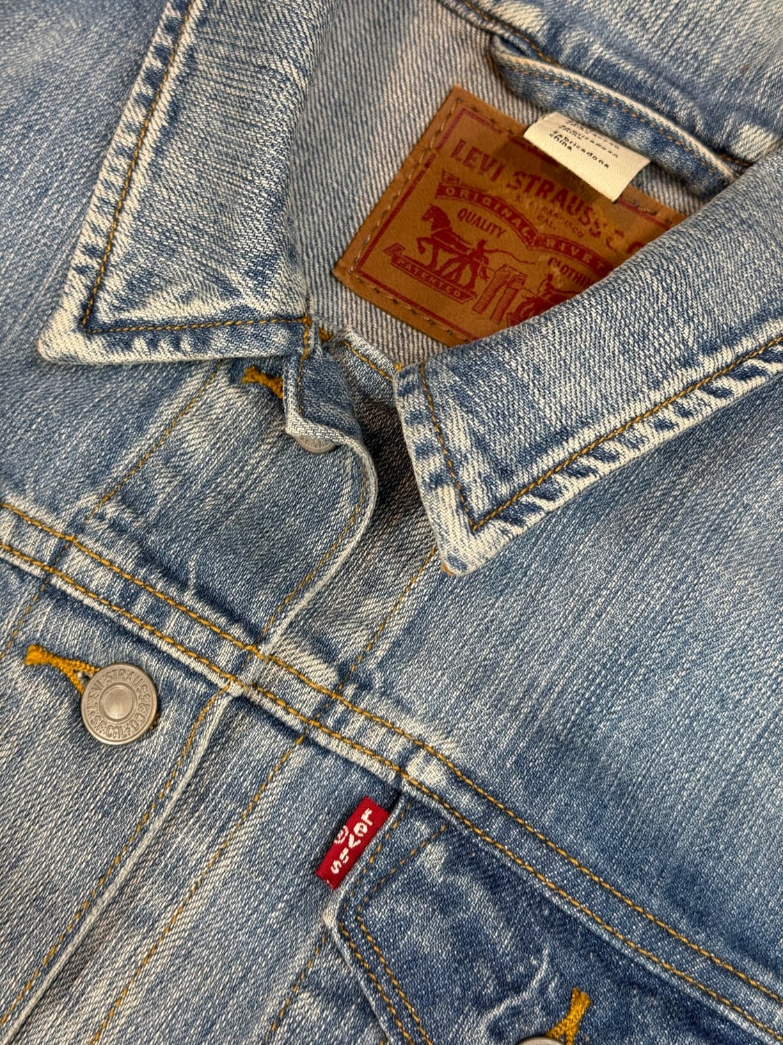 Levi’s 세미 크롭 데님 트러커 자켓 상품이미지7