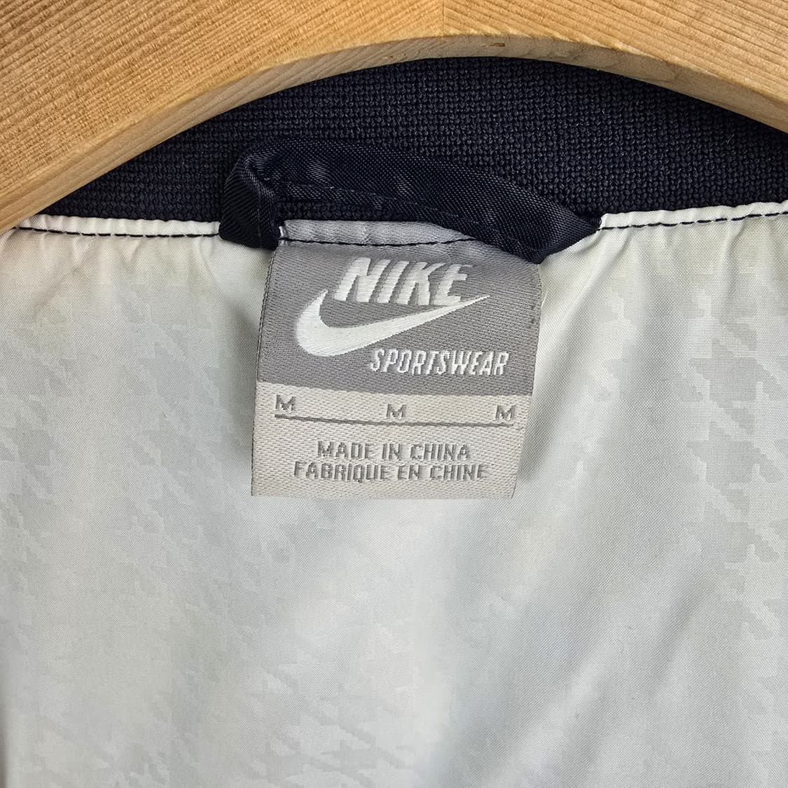 나이키 Nike 오리건 스타디움 스우시 바시티 점퍼 M 상품이미지6