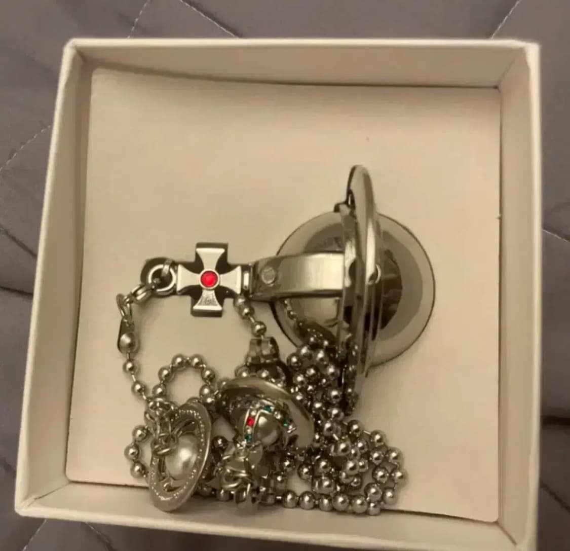 Vivienne westwood 'NANA' ORB lighter 상품이미지3