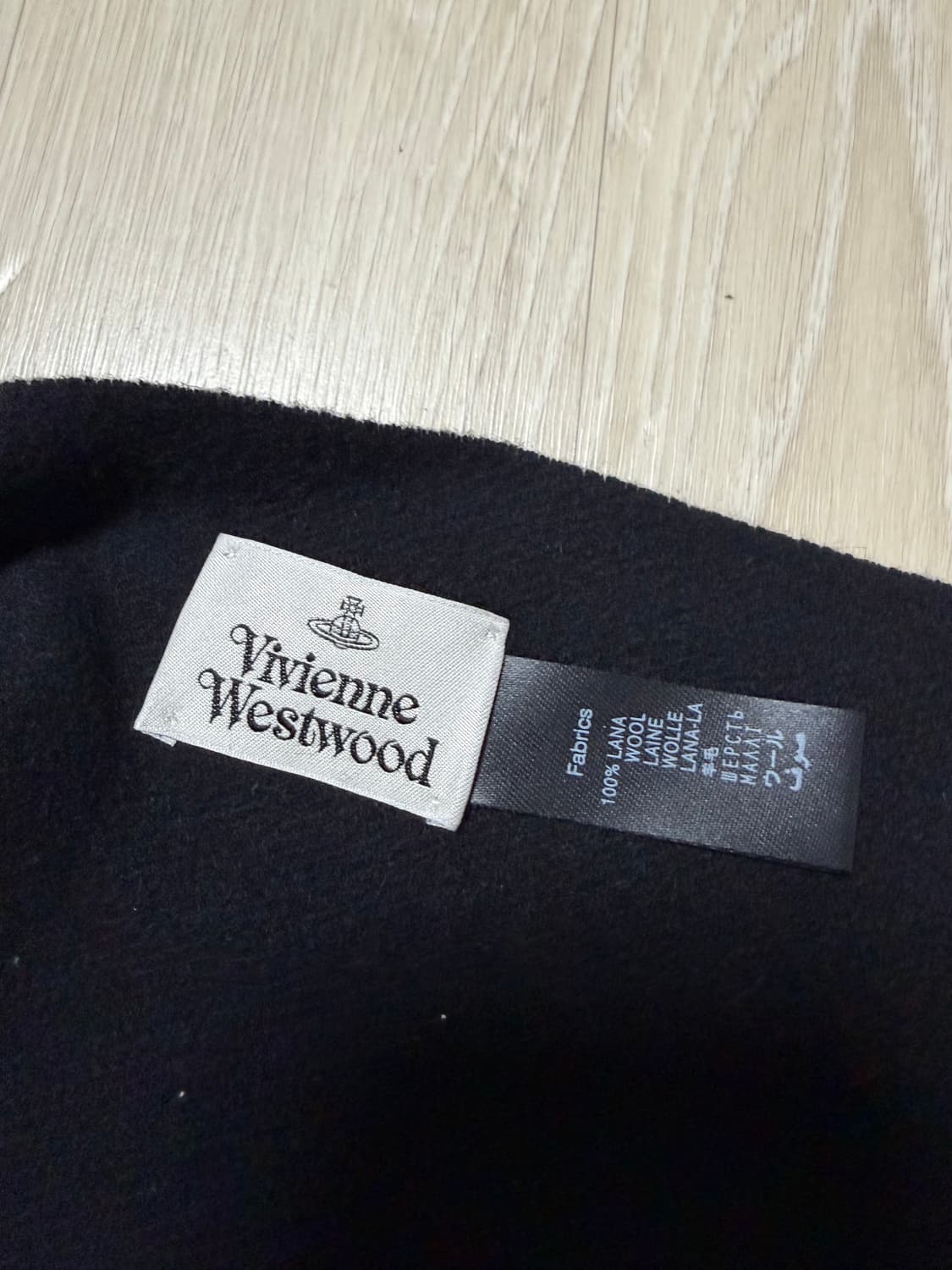 비비안 웨스트우드 목도리 상품이미지2