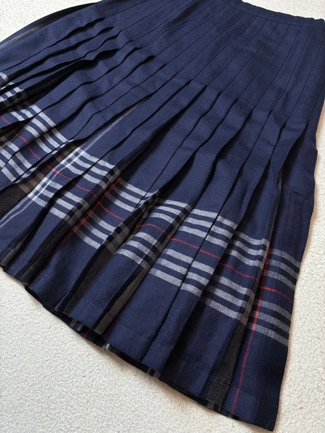 버버리 90's 리버시블 플리츠 스커트 PN7598 상품이미지9